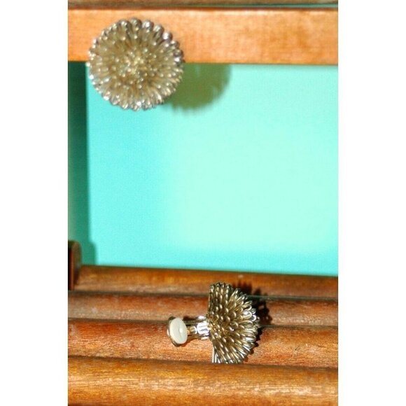 Vintage Wire Earrings Silver Circle Clip On Starburst - Picture 4 of 5